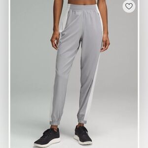 Adapted State High-Rise Jogger
Colourblock